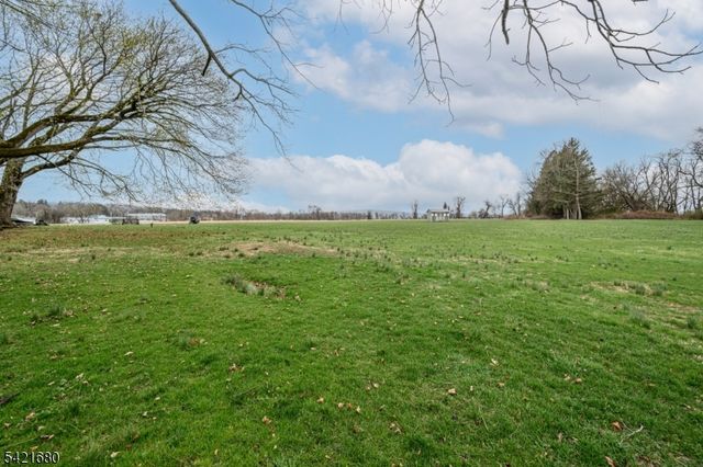 124 Rymon Rd, Washington Twp., NJ 07882