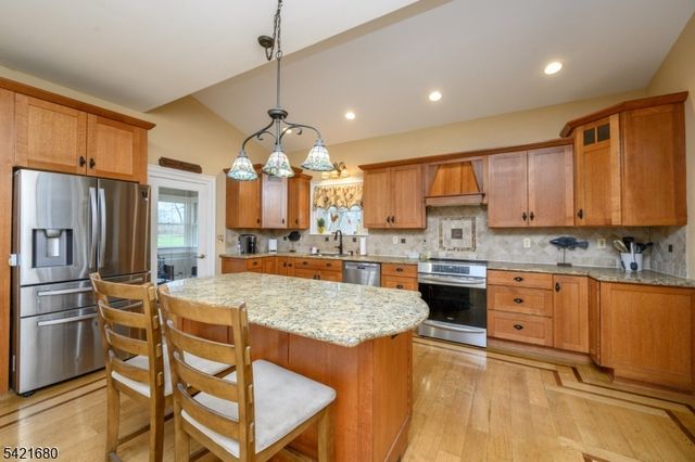 124 Rymon Rd, Washington Twp., NJ 07882