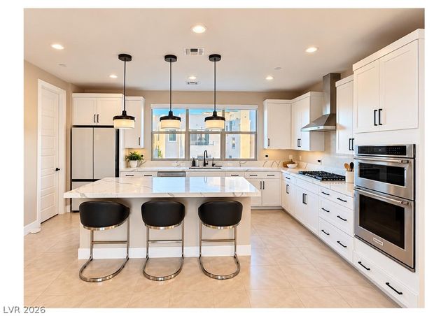11682 Midnight Melody Avenue, Las Vegas, NV 89138