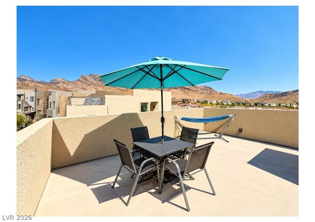 11682 Midnight Melody Avenue, Las Vegas, NV 89138