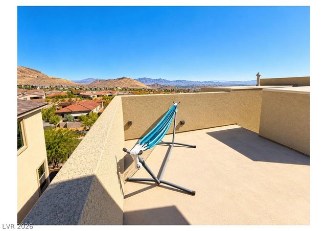 11682 Midnight Melody Avenue, Las Vegas, NV 89138