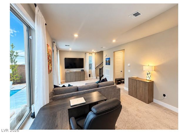 11682 Midnight Melody Avenue, Las Vegas, NV 89138