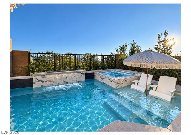 11682 Midnight Melody Avenue, Las Vegas, NV 89138