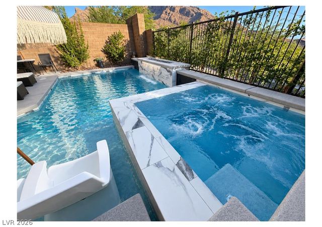 11682 Midnight Melody Avenue, Las Vegas, NV 89138