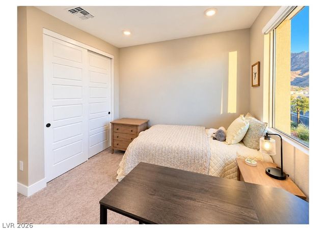 11682 Midnight Melody Avenue, Las Vegas, NV 89138
