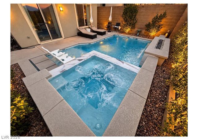 11682 Midnight Melody Avenue, Las Vegas, NV 89138