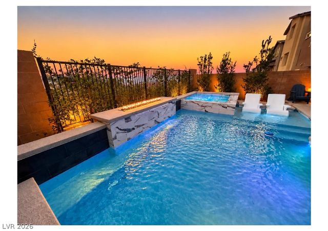 11682 Midnight Melody Avenue, Las Vegas, NV 89138