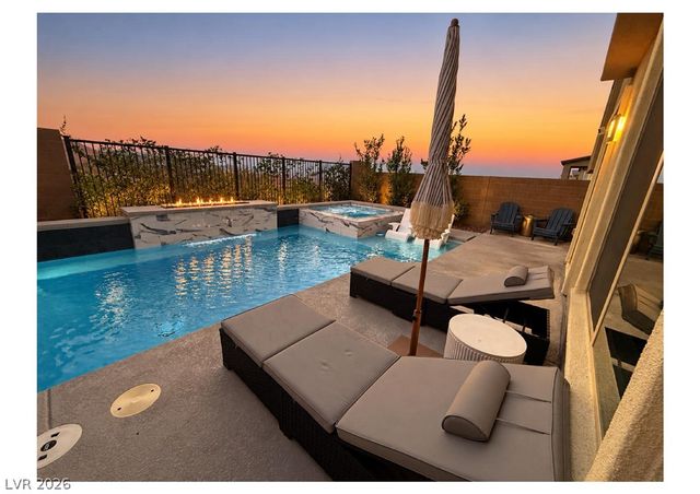 11682 Midnight Melody Avenue, Las Vegas, NV 89138