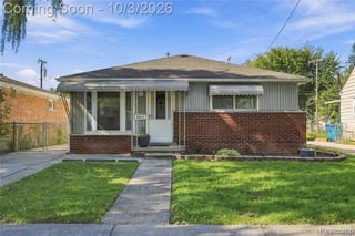 3974 Mayfair Street, Dearborn Heights, MI 48125