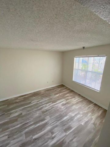 1215 Crystal Way C, Delray Beach, FL 33444