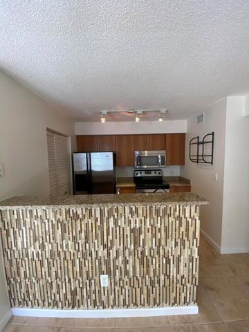 1215 Crystal Way C, Delray Beach, FL 33444