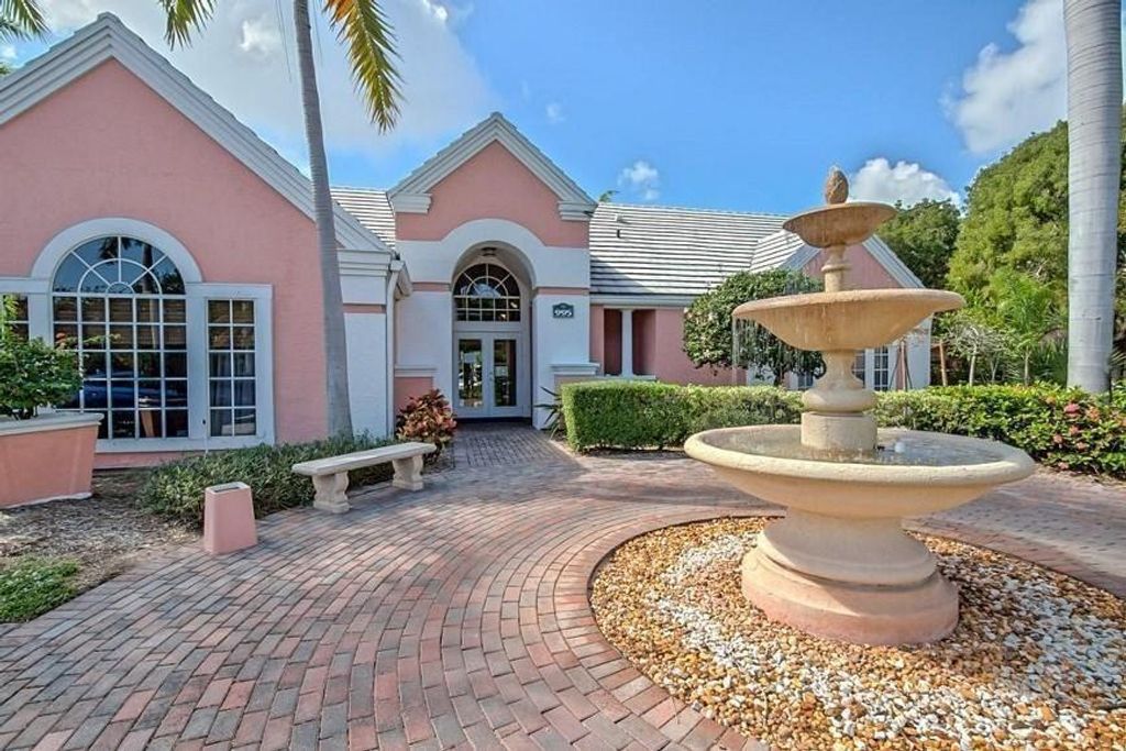 1215 Crystal Way C, Delray Beach, FL 33444