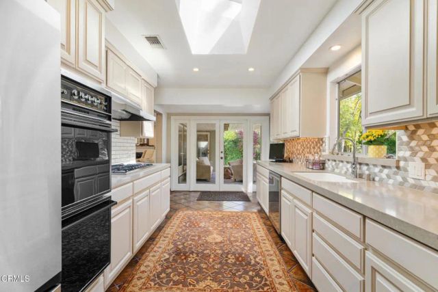 2004 Glenview Terrace, Altadena, CA 91001