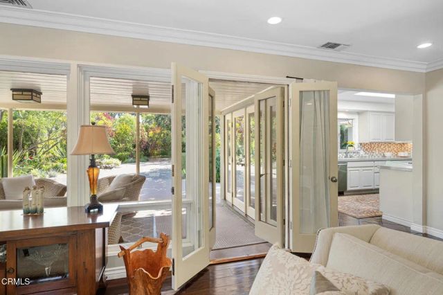 2004 Glenview Terrace, Altadena, CA 91001