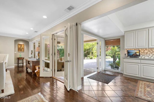 2004 Glenview Terrace, Altadena, CA 91001