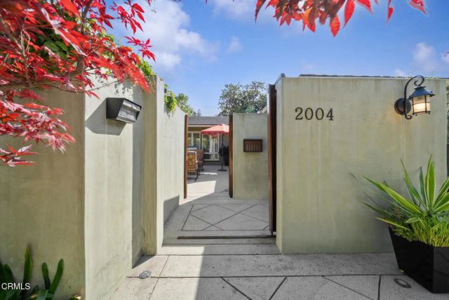 2004 Glenview Terrace, Altadena, CA 91001