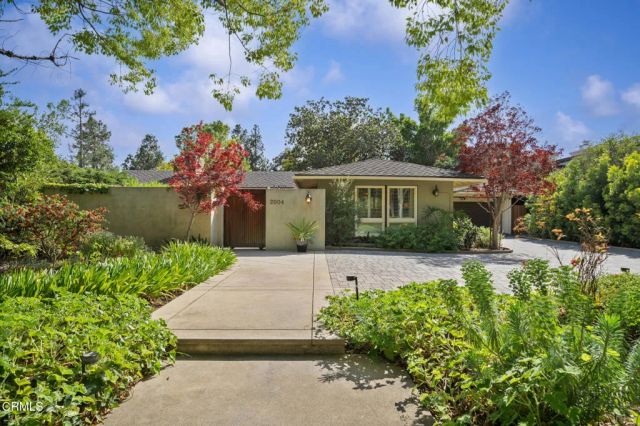2004 Glenview Terrace, Altadena, CA 91001