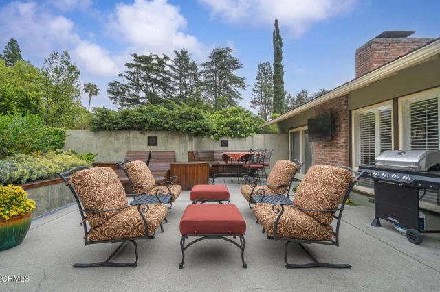 2004 Glenview Terrace, Altadena, CA 91001