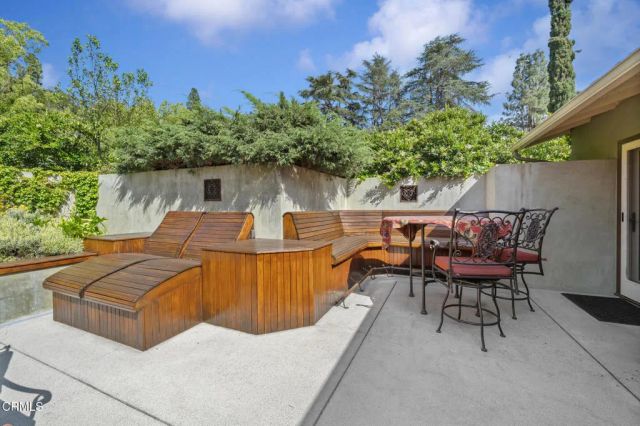 2004 Glenview Terrace, Altadena, CA 91001