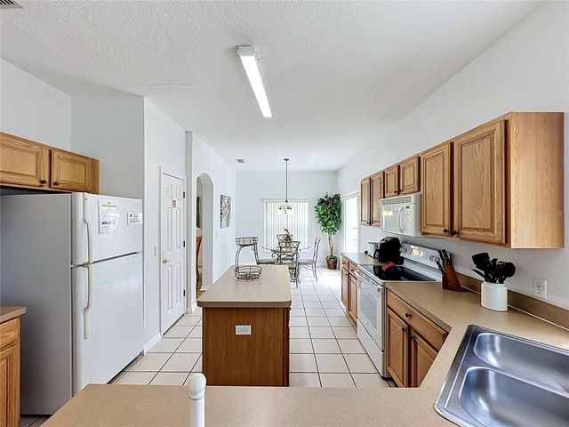 822 BALMORAL DRIVE, Davenport, FL 33896