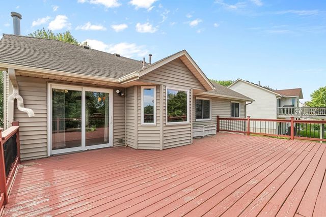 8844 Acadia Road, Woodbury, MN 55125