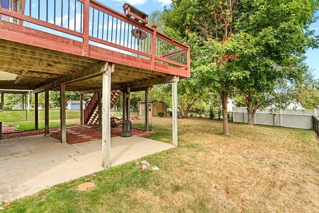8844 Acadia Road, Woodbury, MN 55125