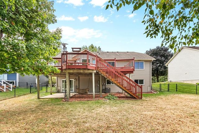 8844 Acadia Road, Woodbury, MN 55125