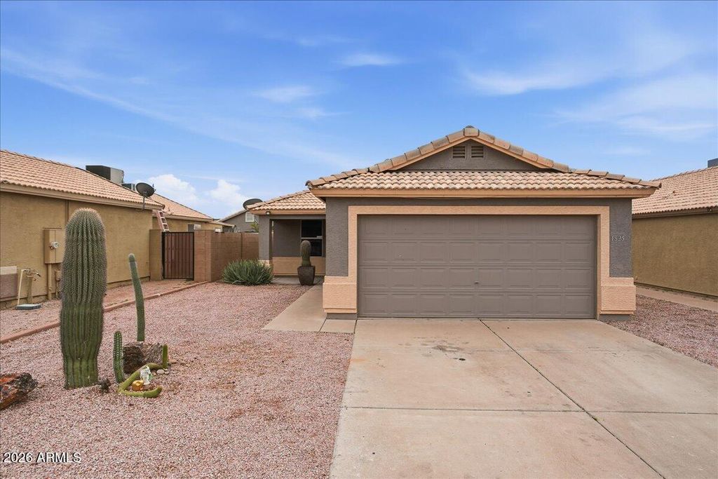 1825 W RENAISSANCE Avenue, Apache Junction, AZ 85120
