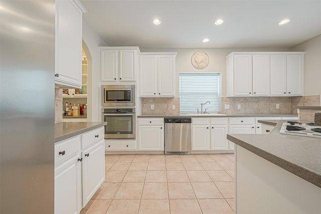 4202 Stone Oak Court, Missouri City, TX 77459