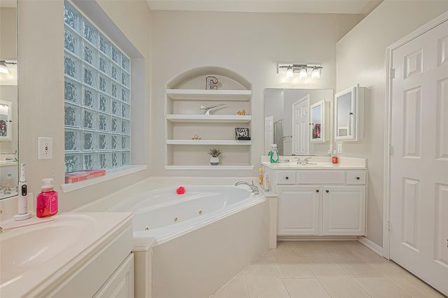 4202 Stone Oak Court, Missouri City, TX 77459
