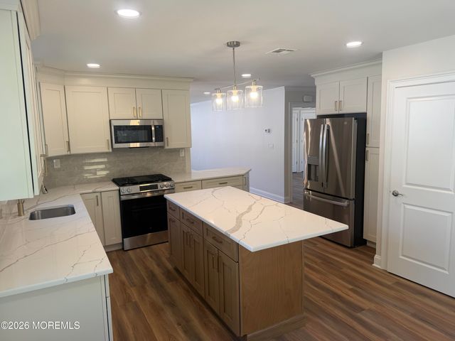 373 Costa Mesa Drive, Toms River, NJ 08757