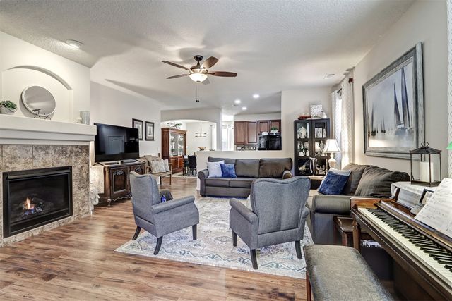 4233 Luz De Estrella, Santa Fe, NM 87507