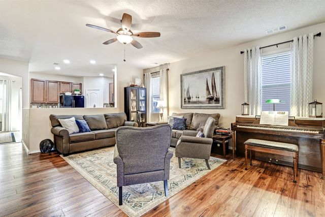 4233 Luz De Estrella, Santa Fe, NM 87507