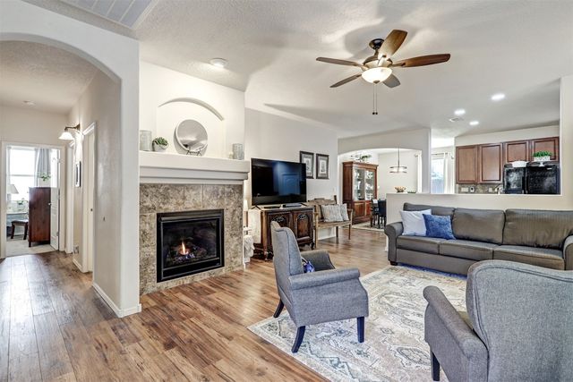 4233 Luz De Estrella, Santa Fe, NM 87507