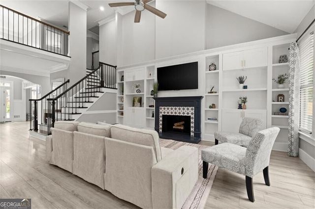 1530 Highview Pines Pass, Alpharetta, GA 30022