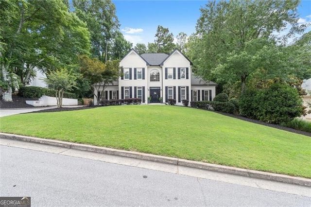 1530 Highview Pines Pass, Alpharetta, GA 30022