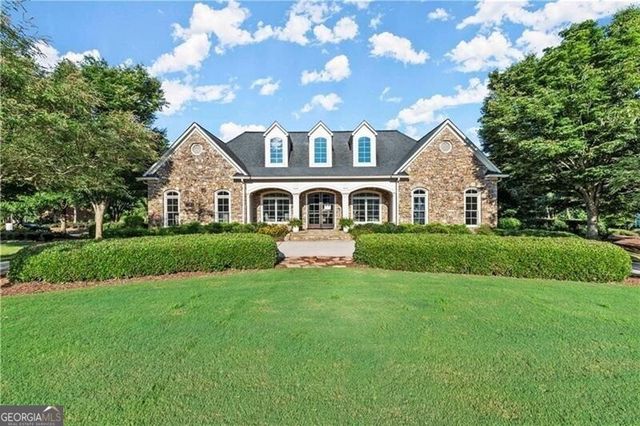 1530 Highview Pines Pass, Alpharetta, GA 30022