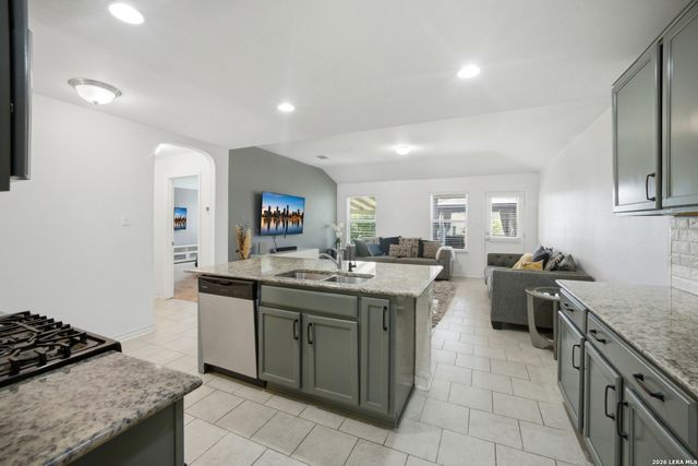 9207 Savoy Sands, San Antonio, TX 78254