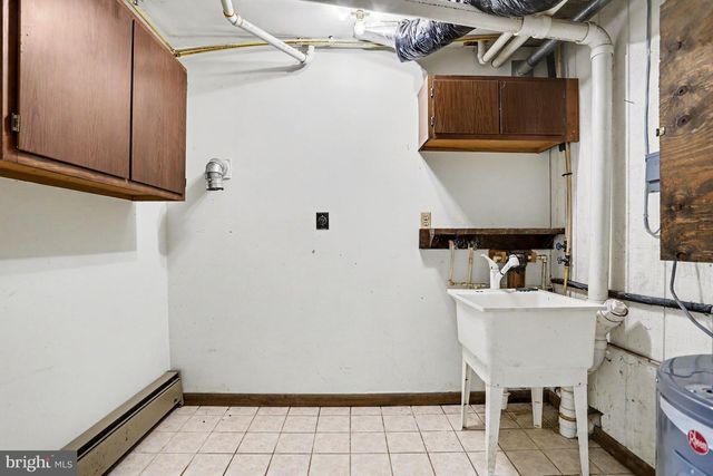 156 S OAK HEIGHTS TRL, Delta, PA 17314