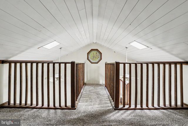 156 S OAK HEIGHTS TRL, Delta, PA 17314