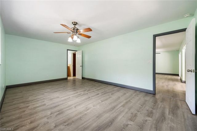 22031 Edwards DR, Alva, FL 33920
