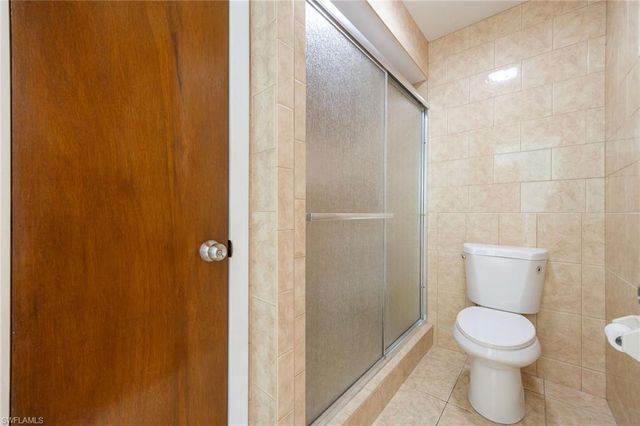 22031 Edwards DR, Alva, FL 33920