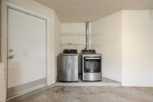 22031 Edwards DR, Alva, FL 33920