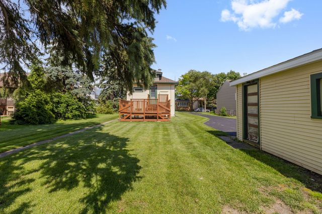 4030 Vernon Avenue, Brookfield, IL 60513