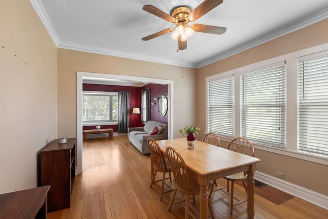4030 Vernon Avenue, Brookfield, IL 60513