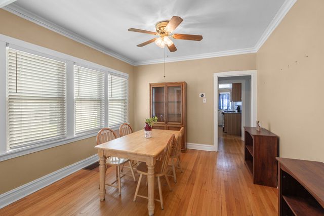 4030 Vernon Avenue, Brookfield, IL 60513