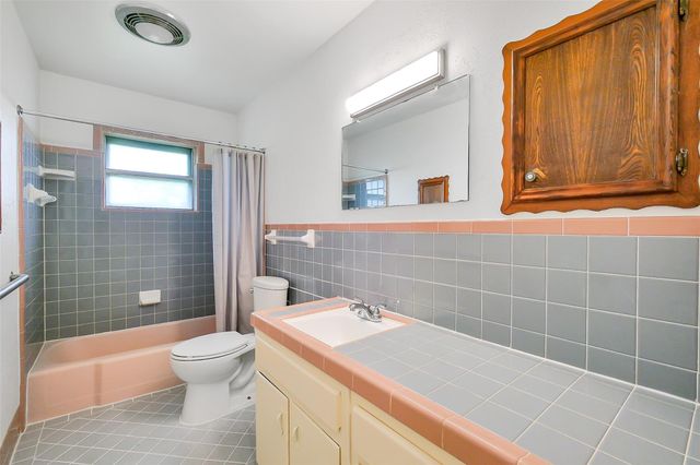 3605 Longherridge Drive, Pearland, TX 77581