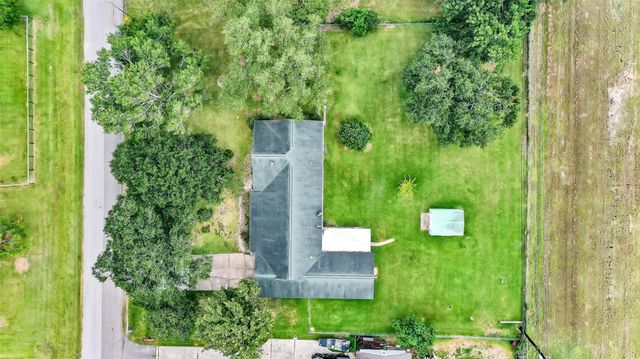 3605 Longherridge Drive, Pearland, TX 77581