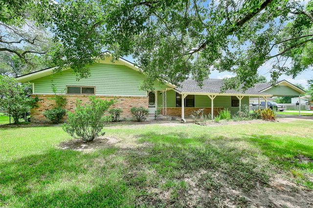 3605 Longherridge Drive, Pearland, TX 77581
