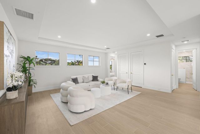 2384 WINDSOR Road, Palm Beach Gardens, FL 33410